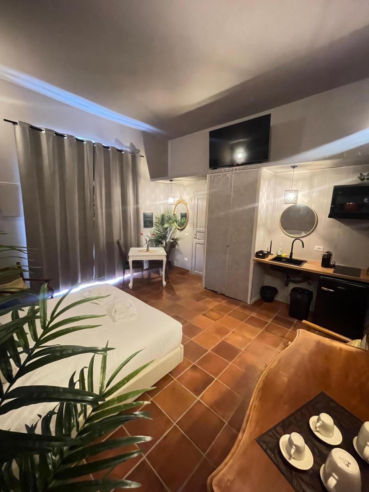 Lucilla'S Suite San Pietro Station Rome Buitenkant foto